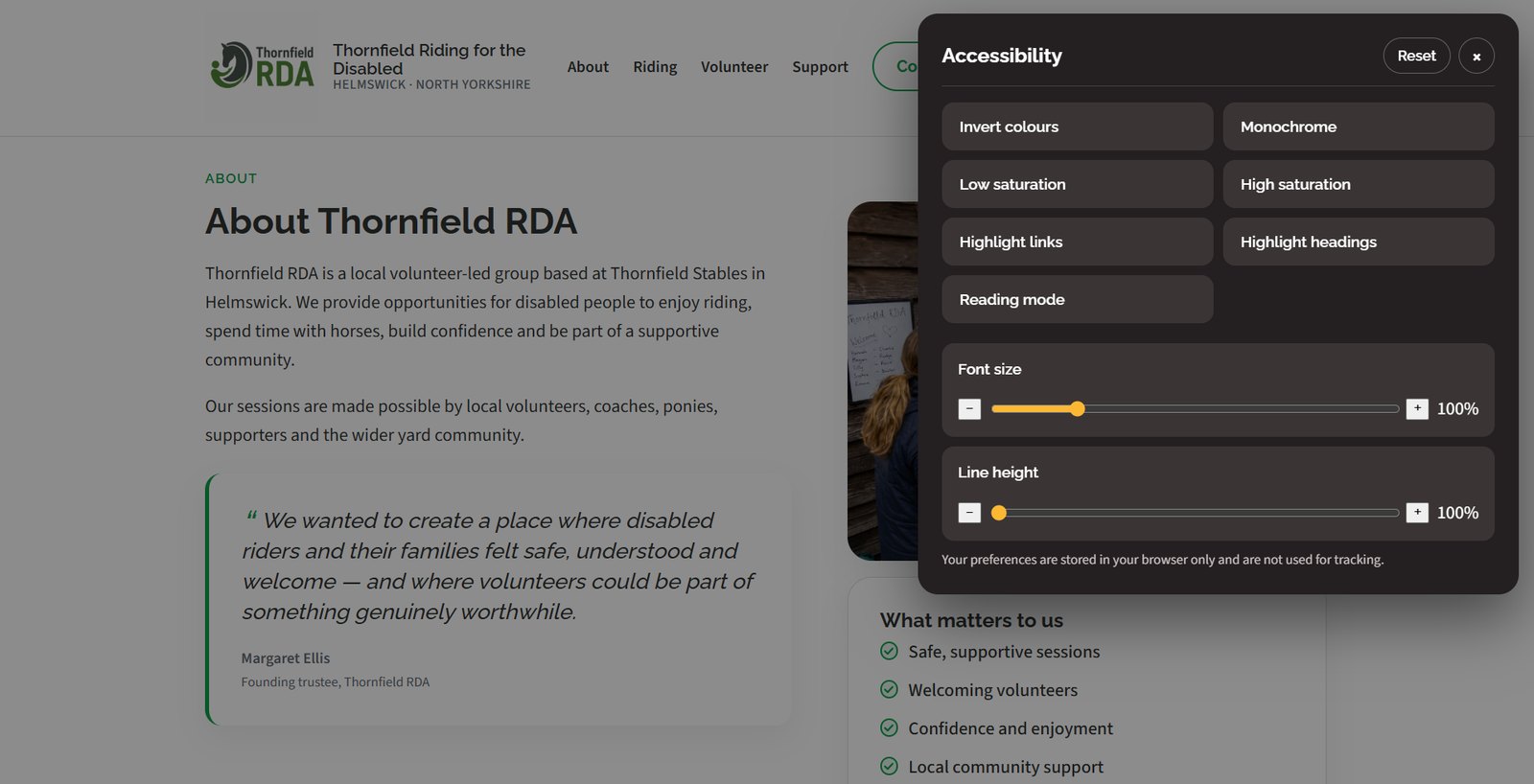 Thornfield RDA demo — built-in accessibility controls panel open